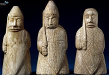 شطرنج؛ در ایران یا هندوستان؟ مهره های یک شطرنج قدیمی