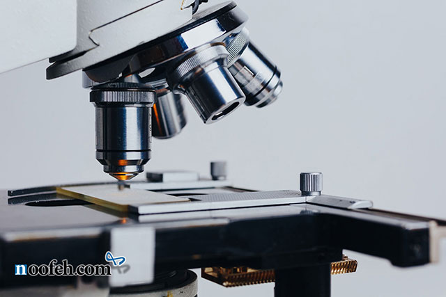 میکروسکوپ نوری ترکیبی