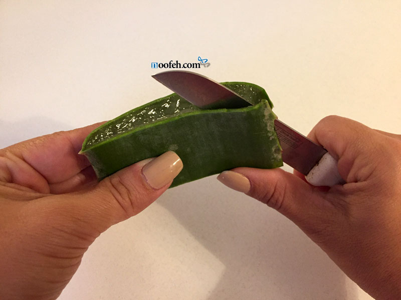 کندن پوست آلوئهورا